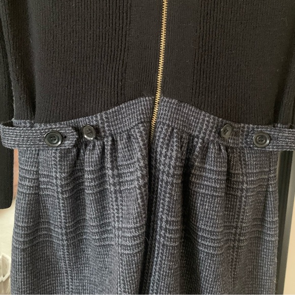 BURBERRY London Navy & Gray Wool Dress - Picture 6 of 10